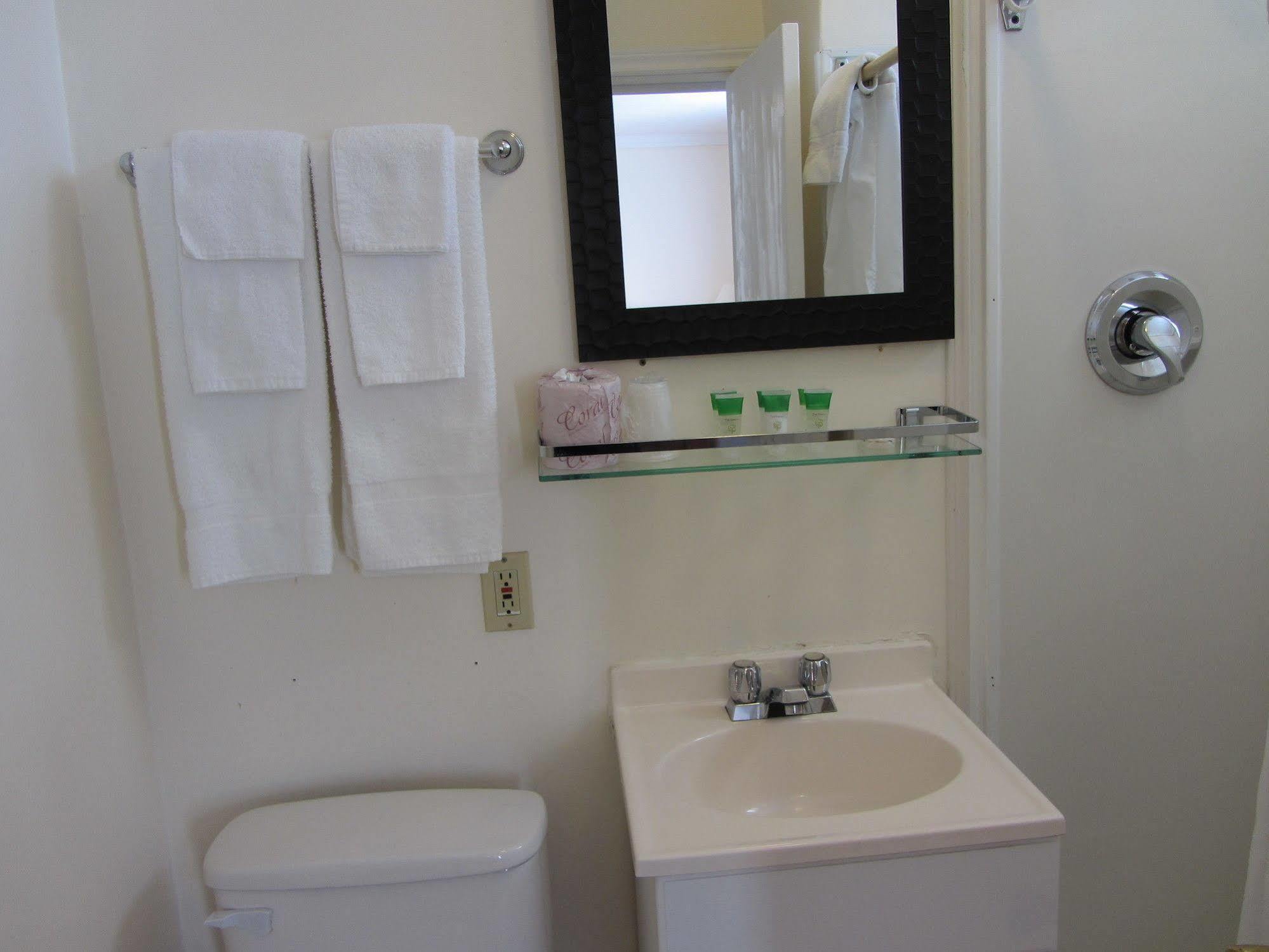 The Maplewood Motel Port Elgin Ngoại thất bức ảnh